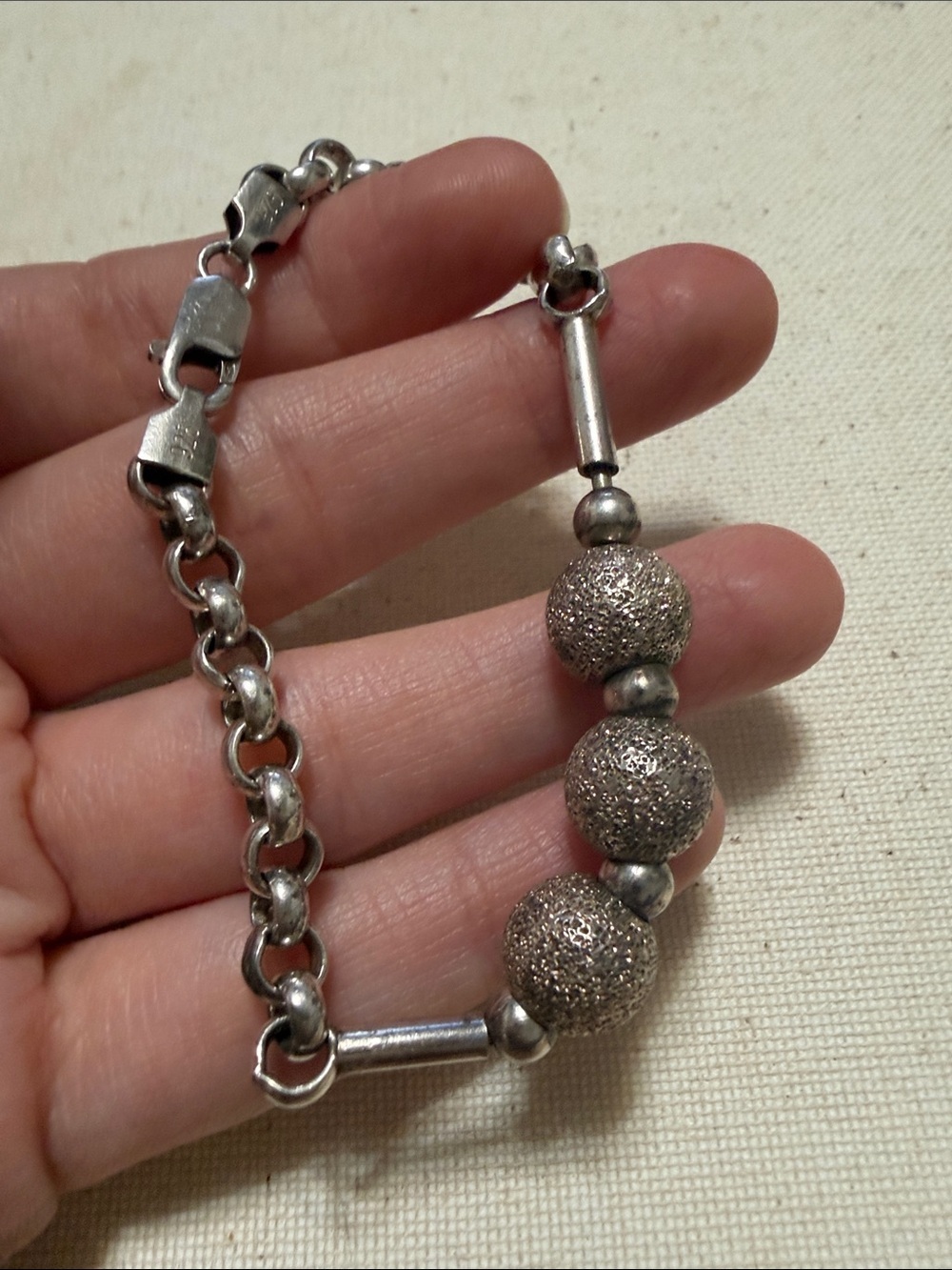 Sterling Silver 925 Textured Bead Bracelet 7’ inch - Picture 2 of 12